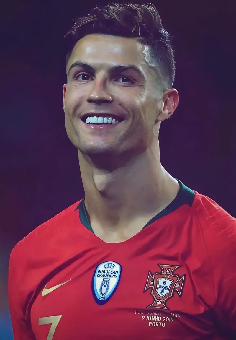 亚精英赛半场：科罗纳多破门被吹，沙迦暂0-0利雅得新月（亚精英赛半场战况：科罗纳多进球无效，沙迦与利雅得新月暂0-0）