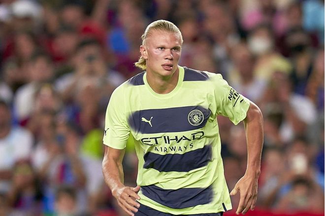 世体：若克里斯滕森伤超四个月，巴萨可利用伤病特例签约新援（西媒：克里斯滕森若伤停超过4个月，巴萨可动用伤病特例引援）