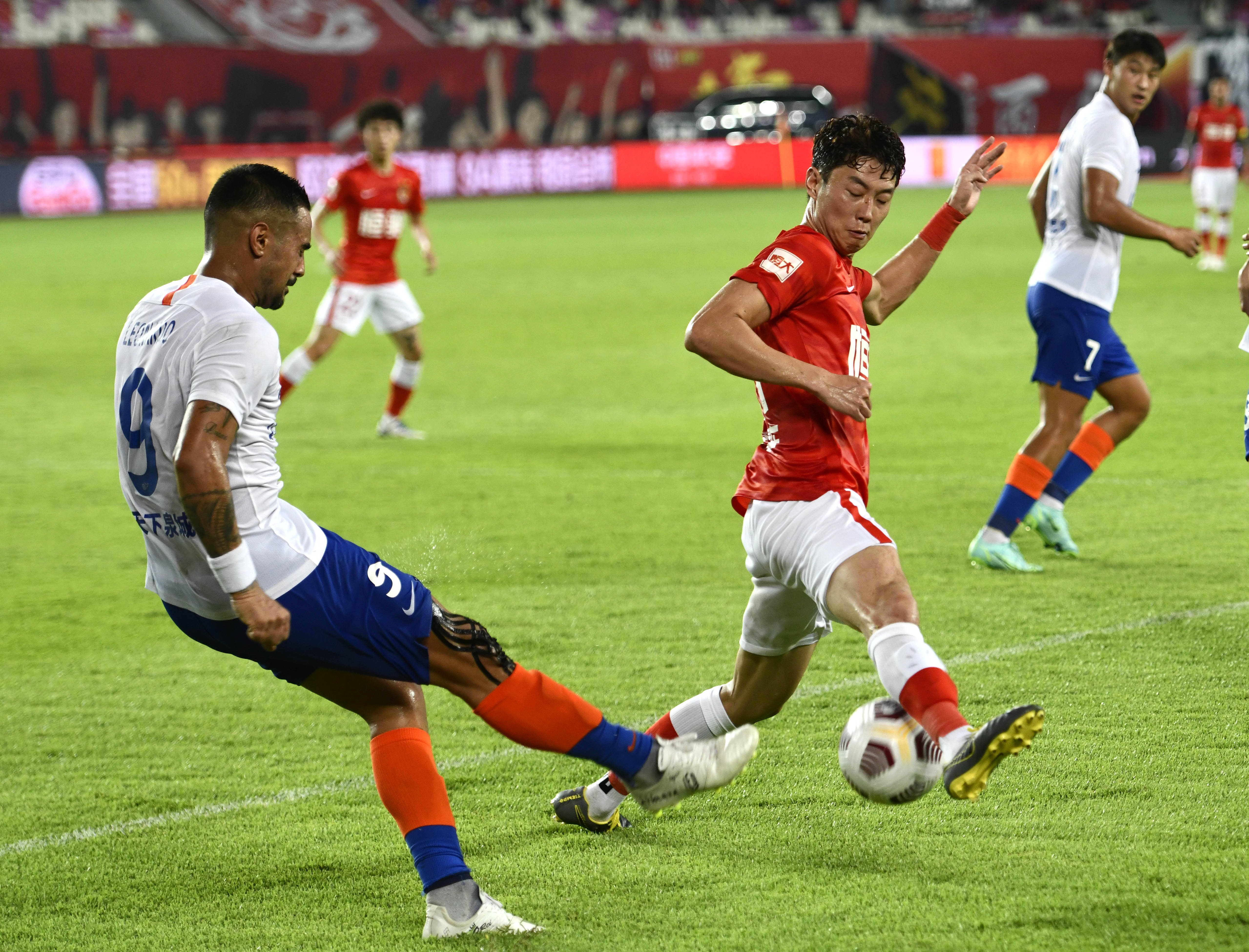 新疆阿图什杯11月15日开幕，艾菲尔丁担任喀什库克兰队主教练