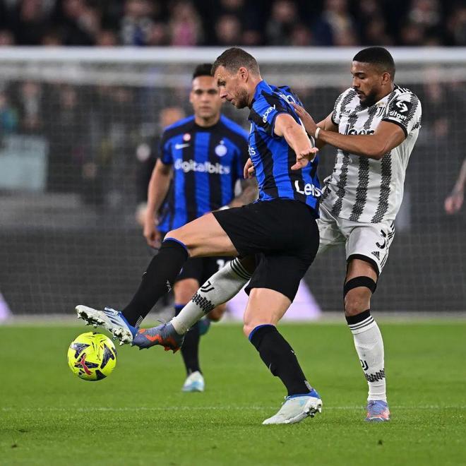 巴黎首发身价是弗拉门戈的8.8倍，同时平均年龄小6.3岁（巴黎首发价值超弗拉门戈8.8倍，平均年龄小6.3岁）